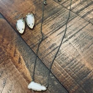 Kendra Scott Necklace Earring Set